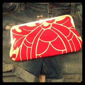 Red/white floral clutch