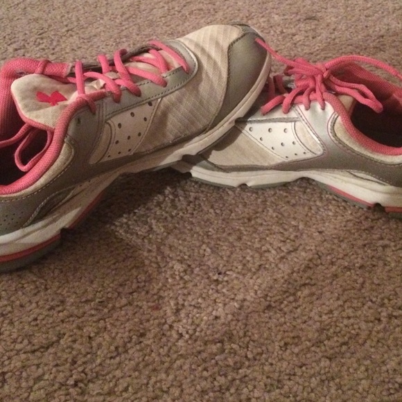 Under Armour Running shoes - Picture 4 of 4