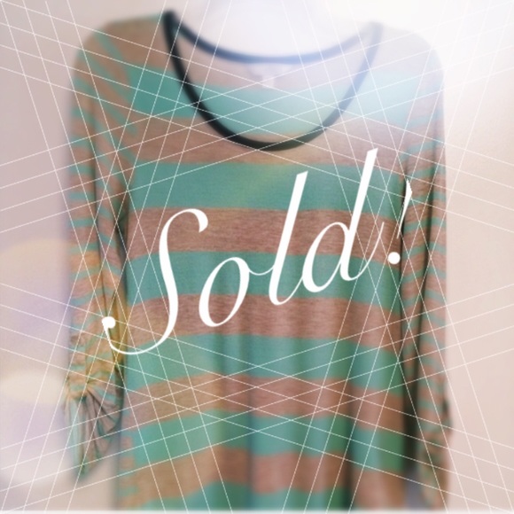 Charming Charlie top w/ button detail on back.