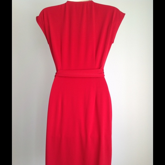 ⭕️SOLD⭕️💋Simply. Beautiful! 💋 BP Red Wrap Dress - Picture 3 of 4
