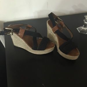 Banana Republic sandals