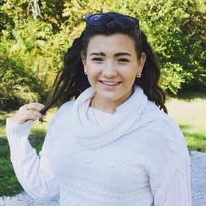 Meet your Posher, Natalie