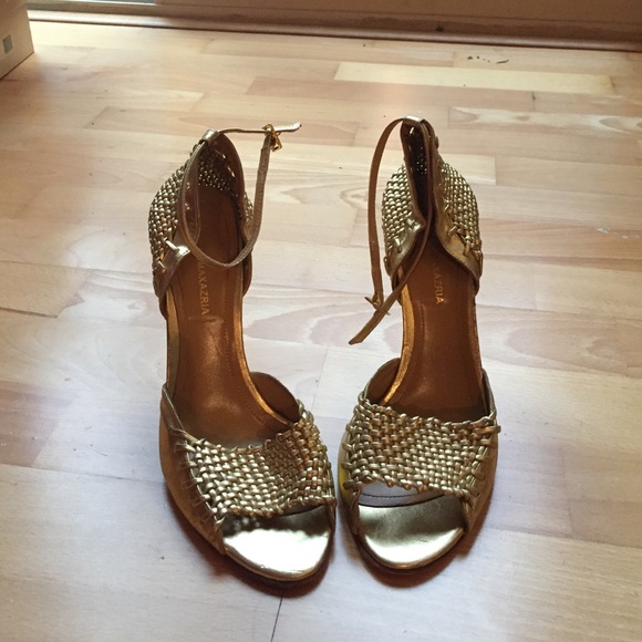 BCBG Maxazria Gold Weave Heels