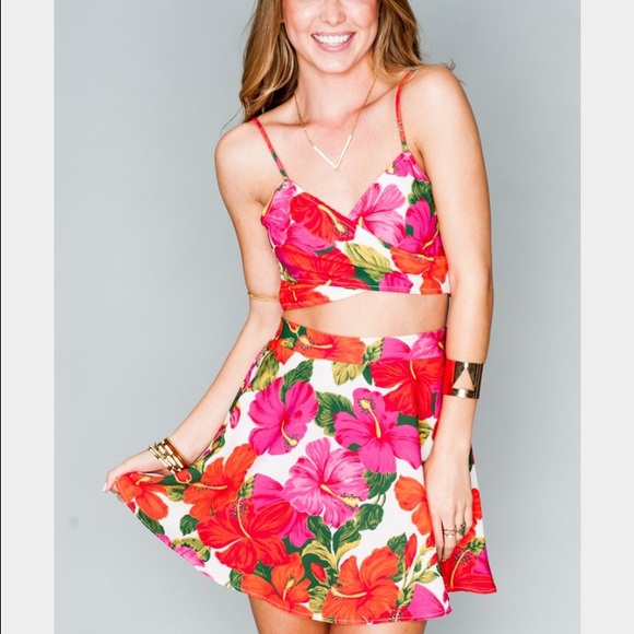 Kiki crop and Camille skirt set!