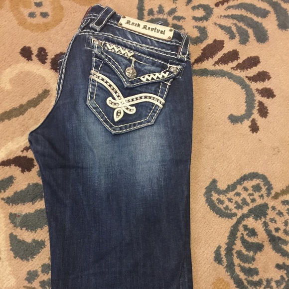 good conditions rock revival - Picture 2 of 2