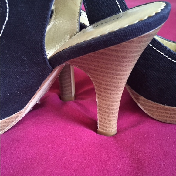 Steve Madden canvas heels - Picture 3 of 3