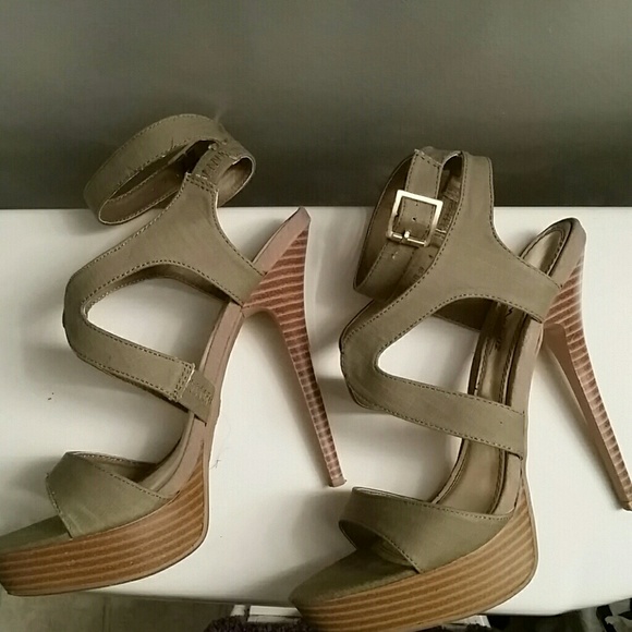 ATTENTION GETTER! - Picture 2 of 5