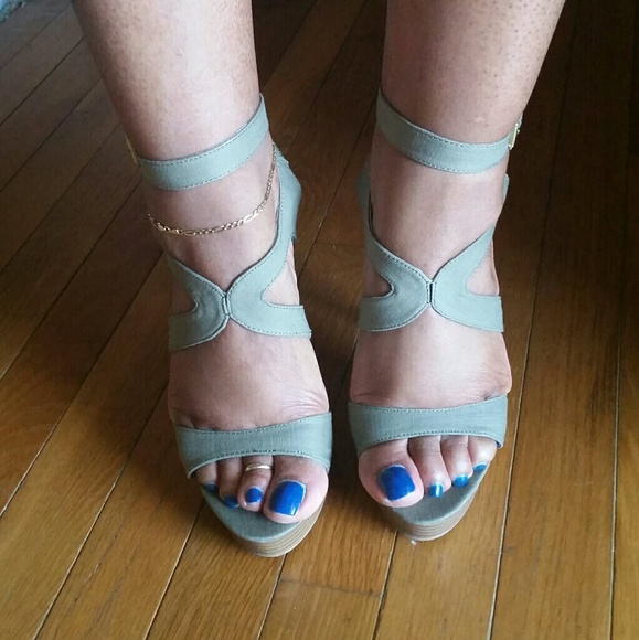 ATTENTION GETTER! - Picture 3 of 5