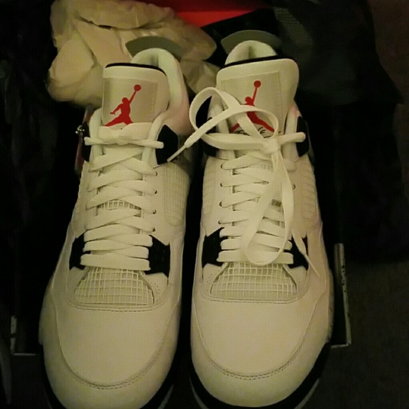 Jotdan 4 retro og 2016 - Picture 1 of 4