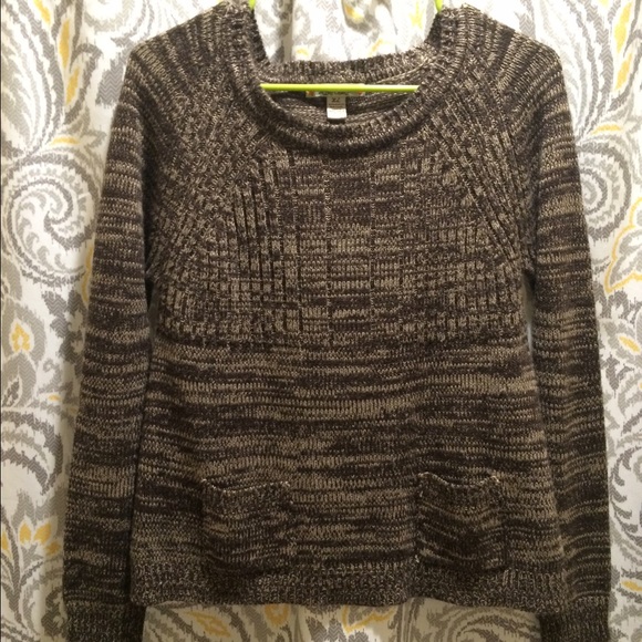 Brown sweater