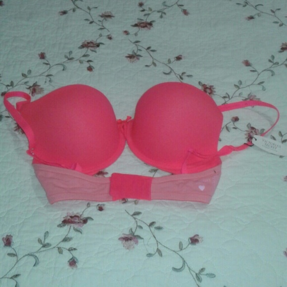 Victoria's secret  bras , push-up yessss!!!!