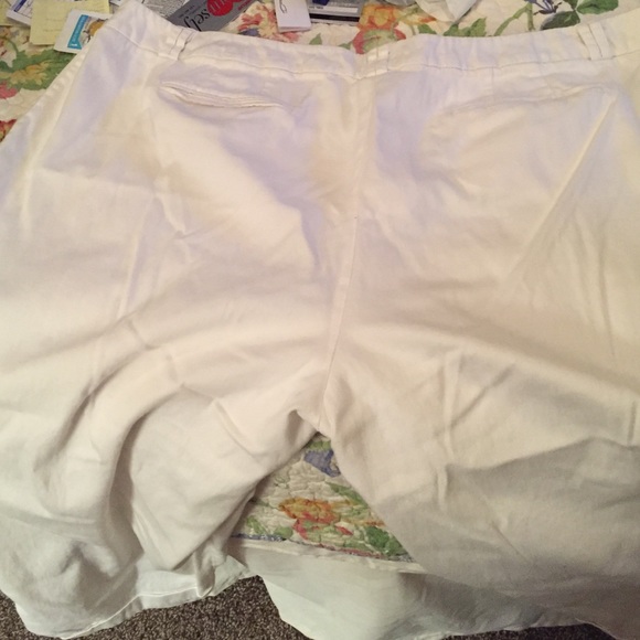 Cropped pants with cuff - Picture 2 of 4