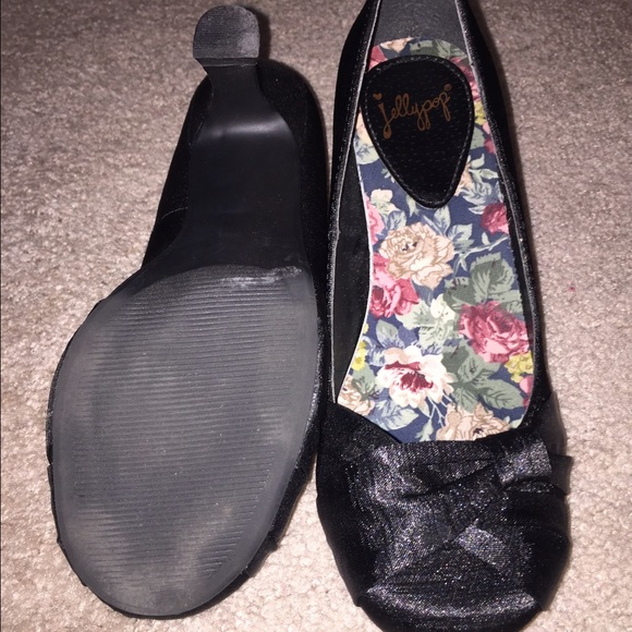Black heels