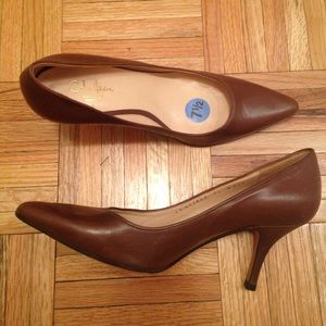 Brown pumps