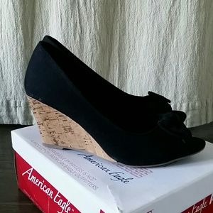 American Eagle by payless wedges