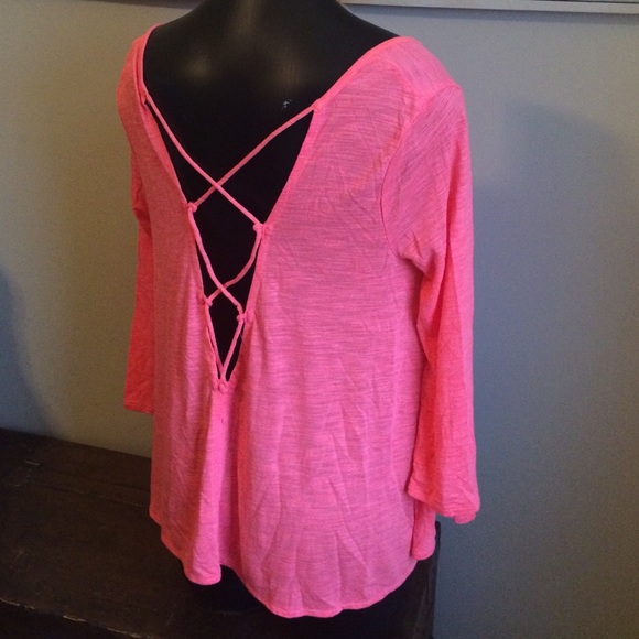AE lace up tee