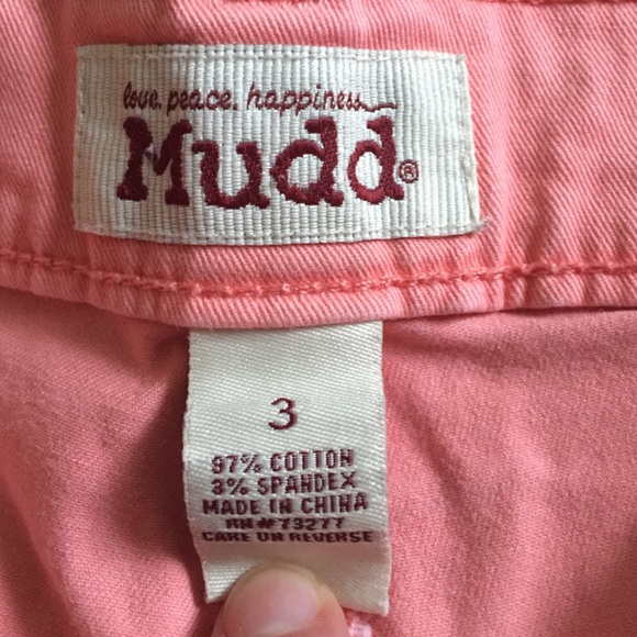 PEACH SHORTS🍑 - Picture 3 of 3