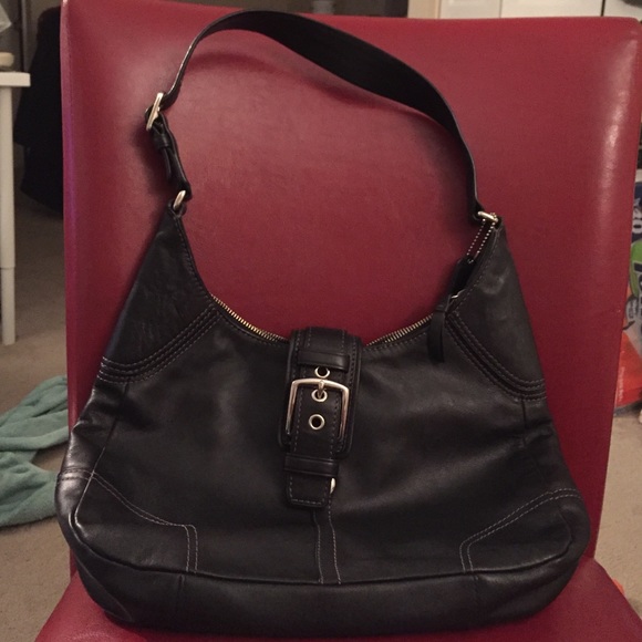 Shoulder hobo purse