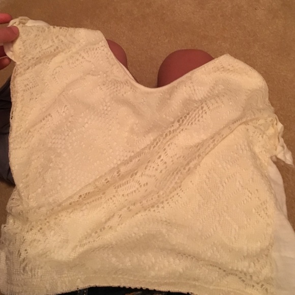 lace crop top