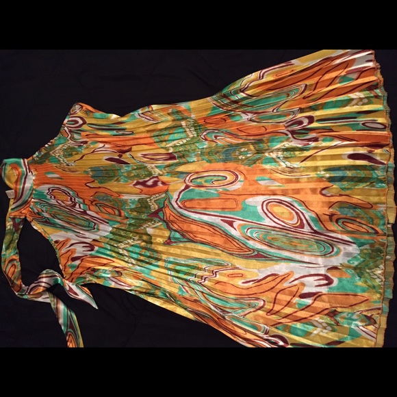 Dress . Size M can fit if you wear a LG