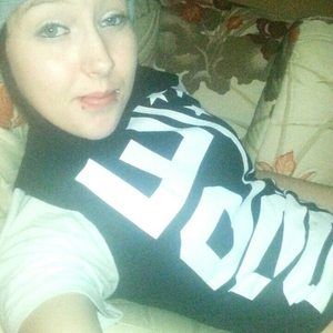 Meet your Posher, Elysa