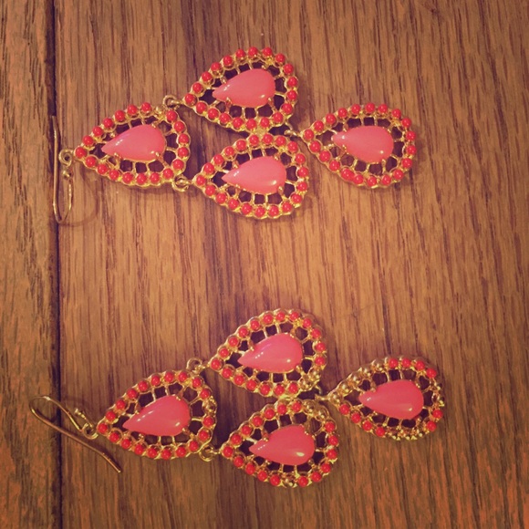 Stella and dot chandelier earrings