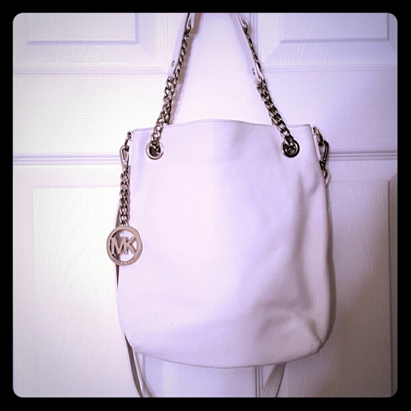 RESERVED Michael Kors ❤ EUC