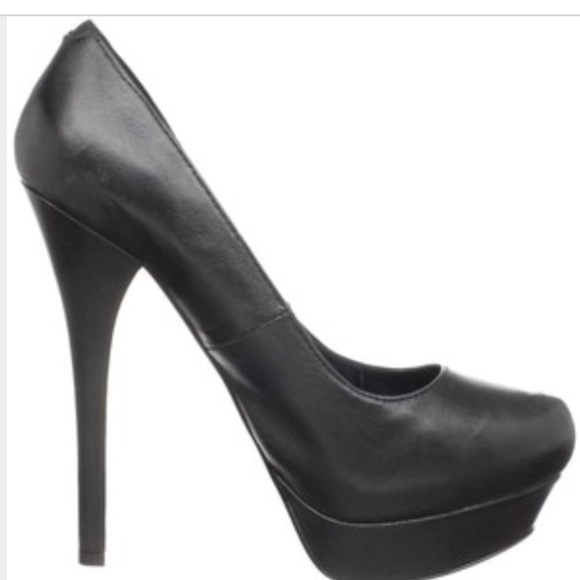 NEW Steve Madden Kattrina Platform Pump