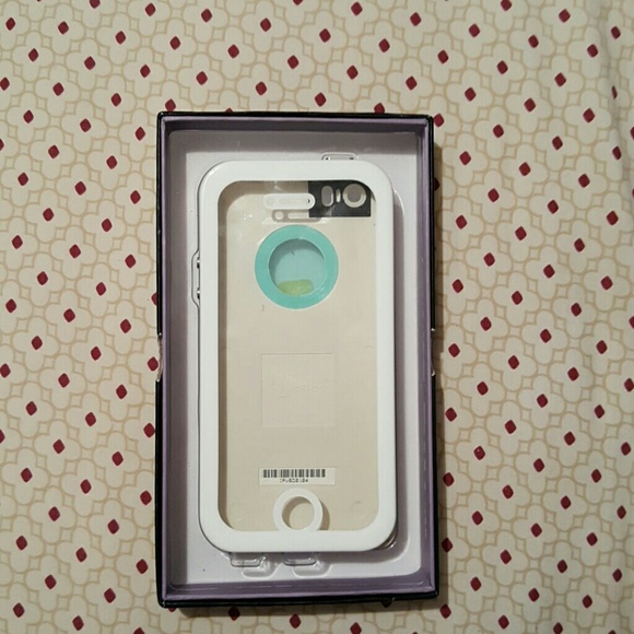 Life proof iPhone 5S case