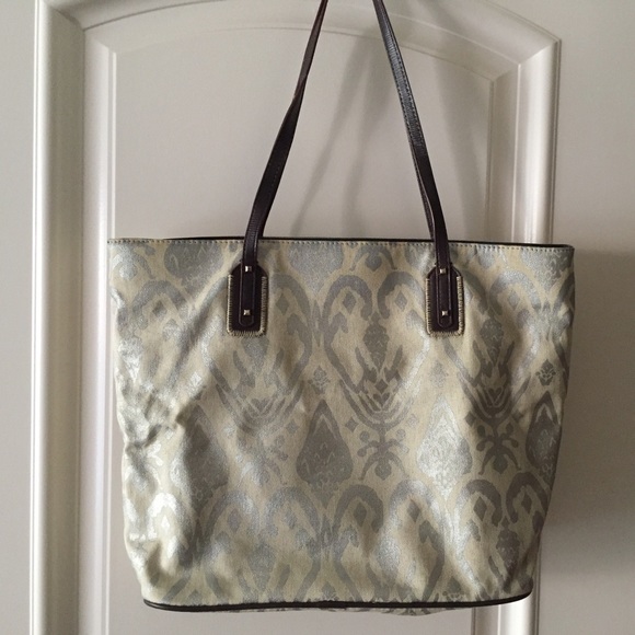 Stella & Dot Handbags - Stella and Dot Tote Bag