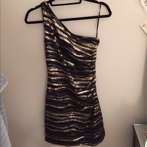 Laundry one strap sequin dress. Size 2. Worn once.