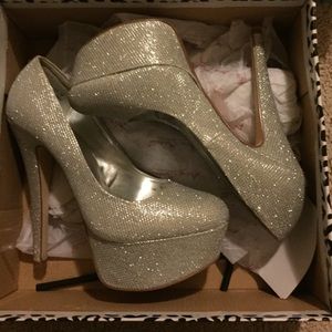 Anne Michelle Heels