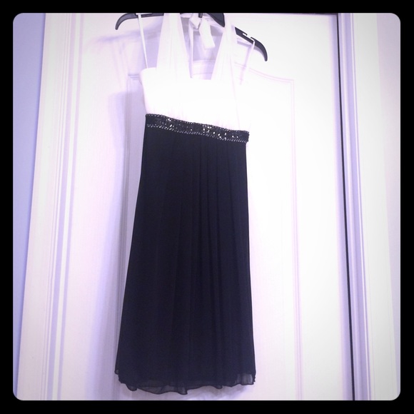 Black & cream halter style little black dress! NWT