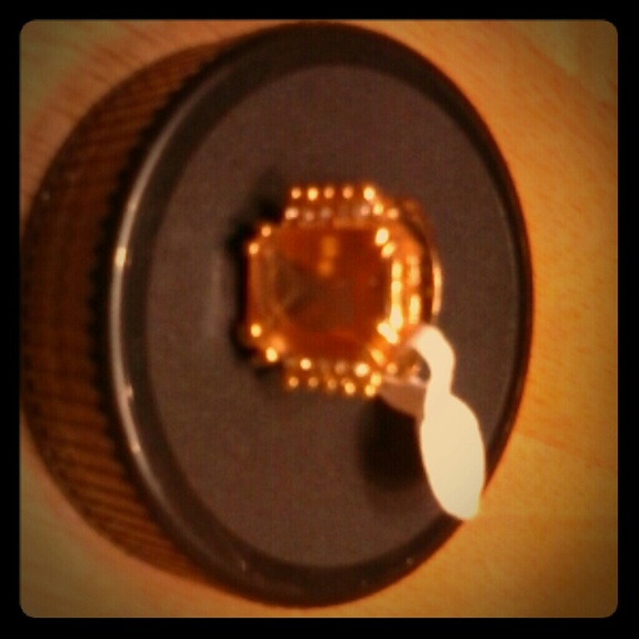 Fashion ring