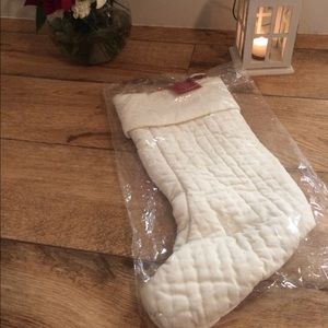 2 white (ivory) 17.5in. Long 11 in. Wide stockings