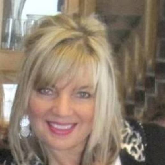 Meet your Posher, Brenda