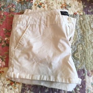 white American eagle shorts