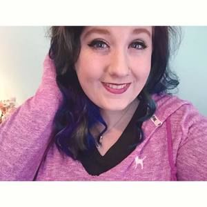 Meet your Posher, Liz