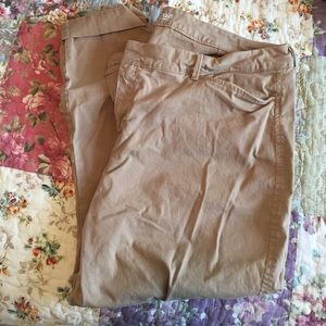 khaki pants