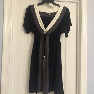 NWT cotton black/gray/cream casual tie dress