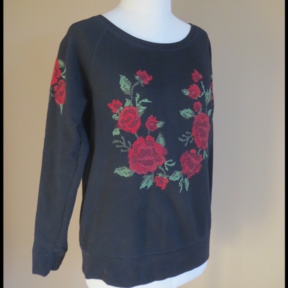 Embroidered Rose Pullover Top