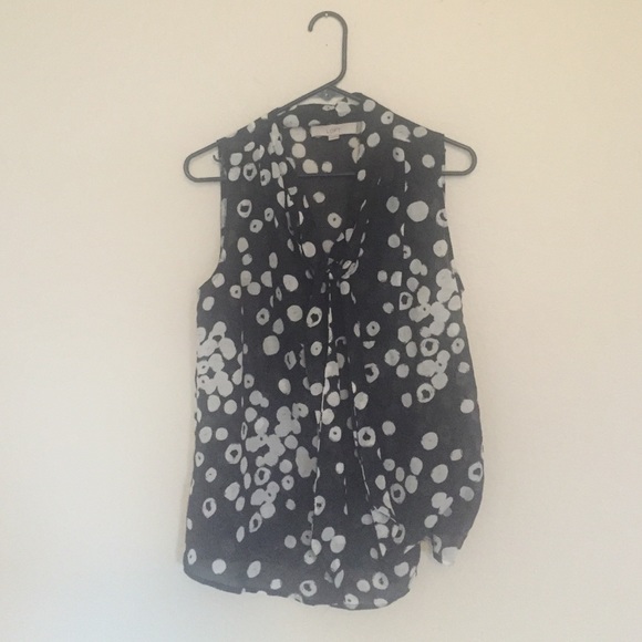 Top - Picture 2 of 3