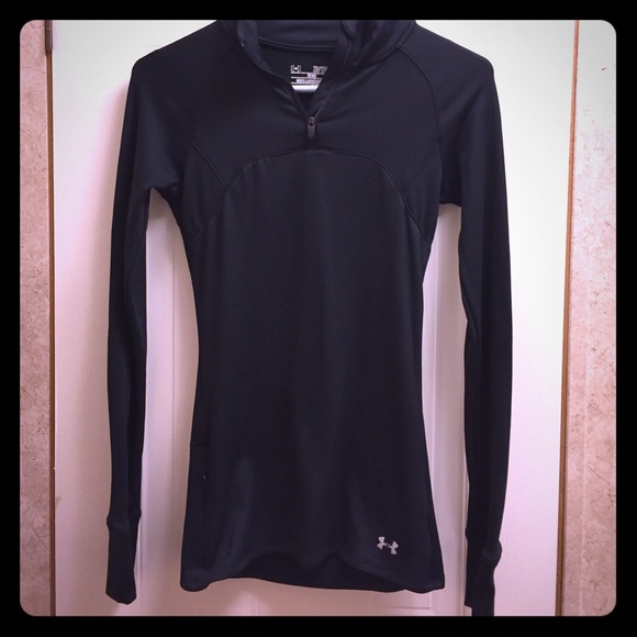 FLASH SALE 💥💥 Under Armour Pullover