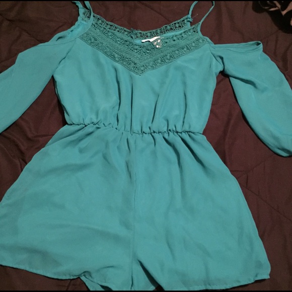 Size M .