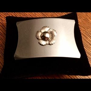 VINTAGE SILVER BELT BUCKLE BEAUTIFUL SIVER ROSE