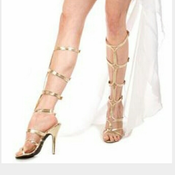 HP 😃Elle Gold Gladiator Heels !!