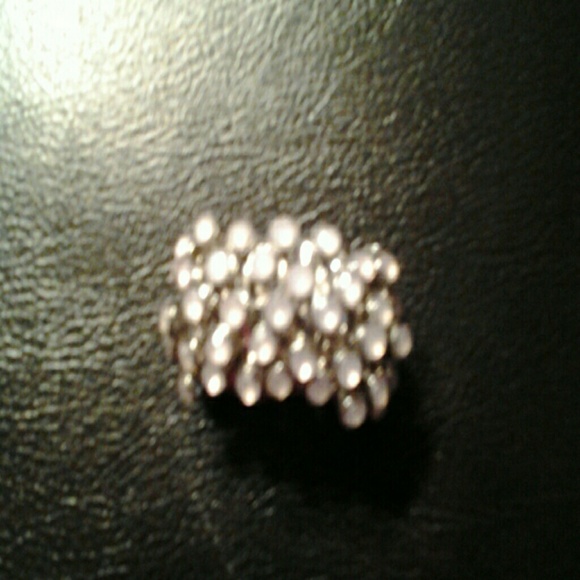 Head band, ring and green hoops - Picture 2 of 3