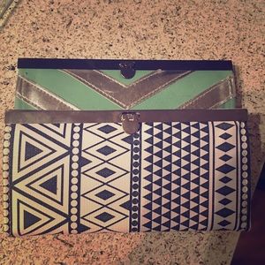 🔴 CLEARANCE🔴 Rue 21 wallets!