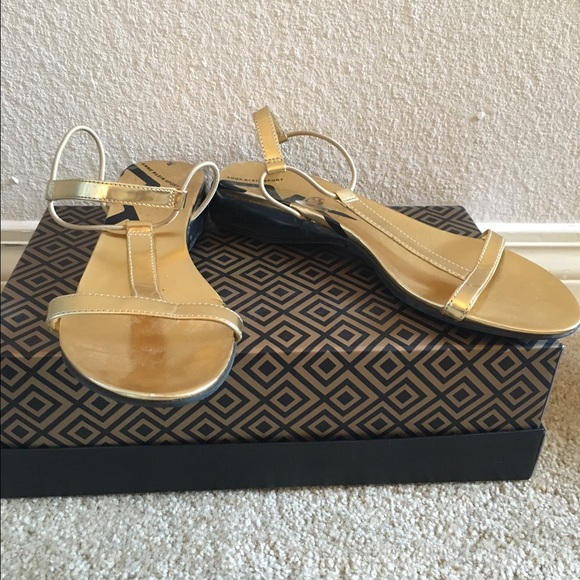 Sports sandals