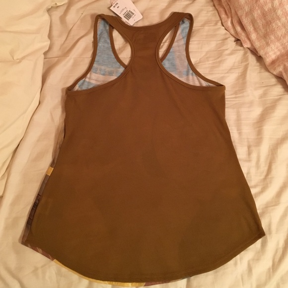 NWT Beauty and the Beast Tank from Hot Topic - Picture 4 of 4